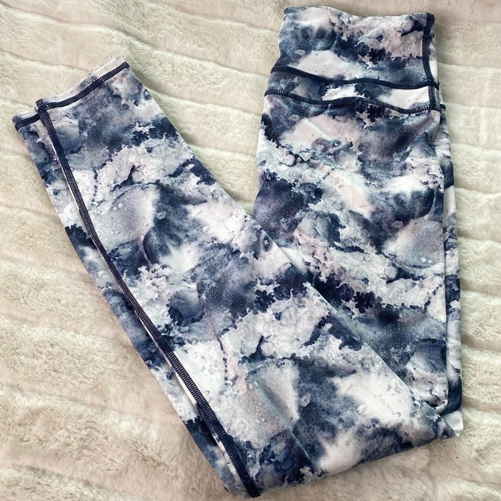 Varley Blue Marble 7/8 Leggings